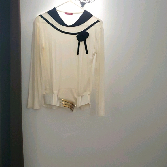 Tops - Blouse